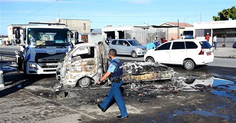 Vehicles set alight in Cape Town amid commuter chaos caused by minibus taxi strike